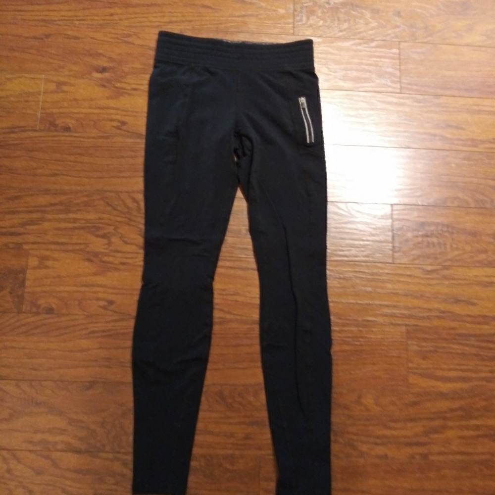 Lululemon black leggings